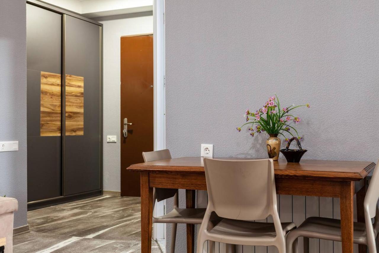 Veli Group Apartment In Old City Kutaisi Exteriér fotografie
