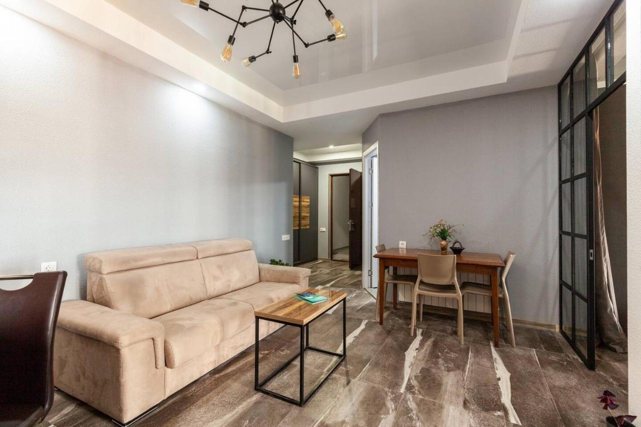 Veli Group Apartment In Old City Kutaisi Exteriér fotografie